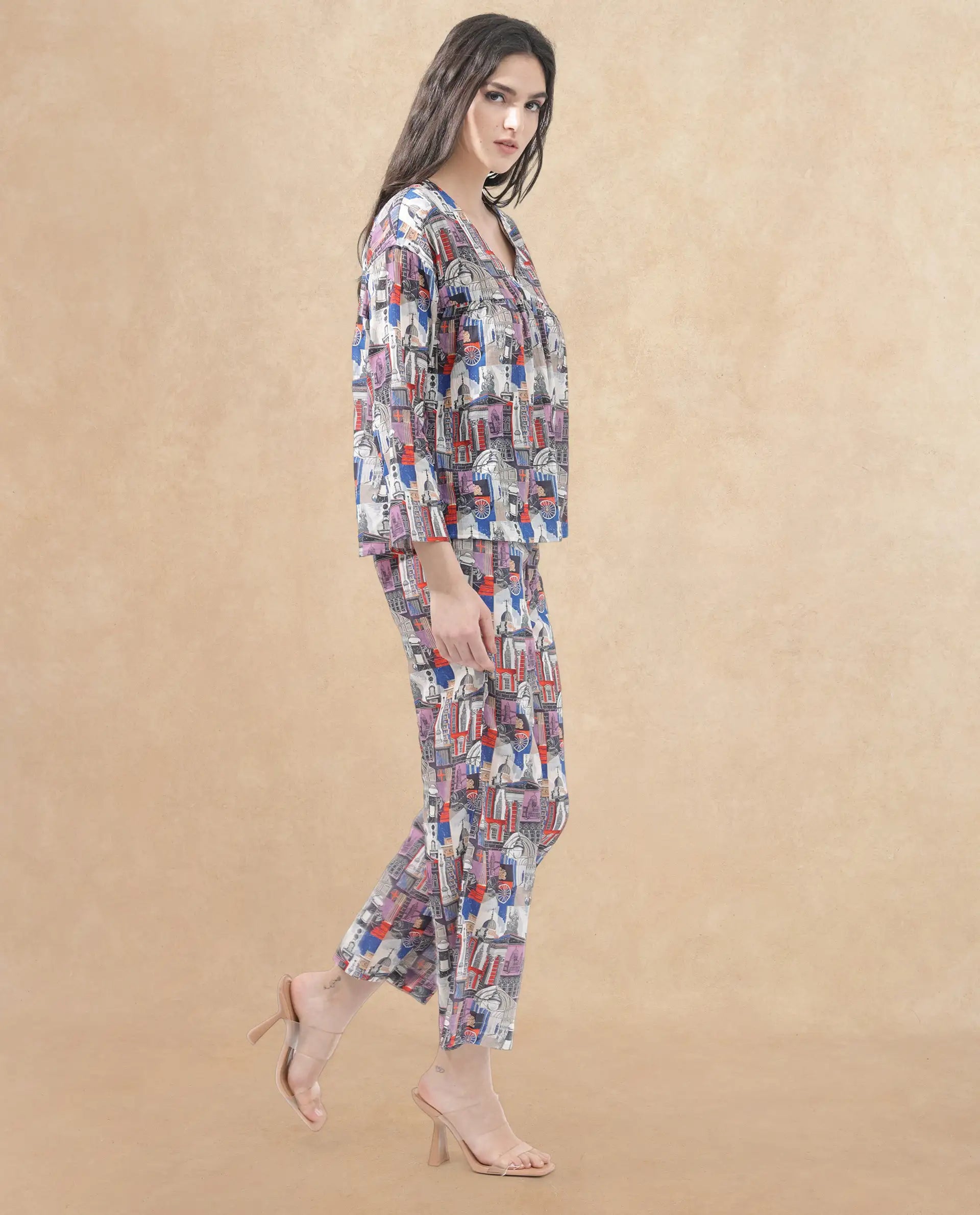 Rareism Women Rinata-T Multi Cotton Fabric Regular Sleeves V-Neck Abstract Print Regular Length Top