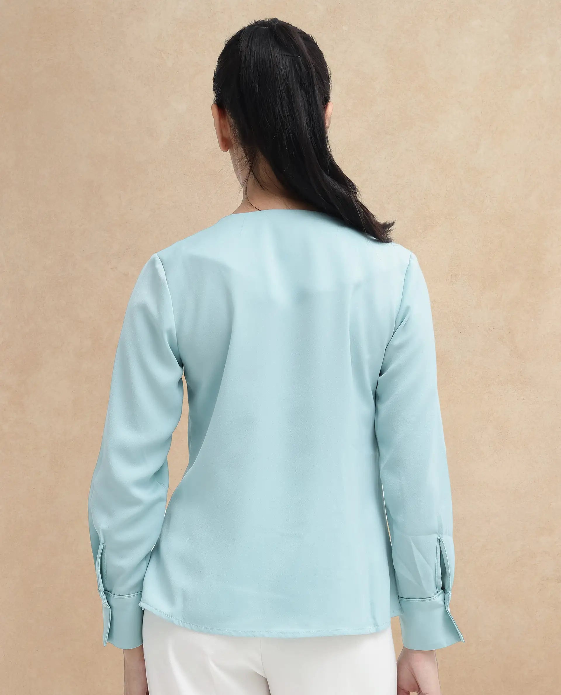 Rareism Women Shami Light Blue Cuffed Sleeve V-Neck Plain Top