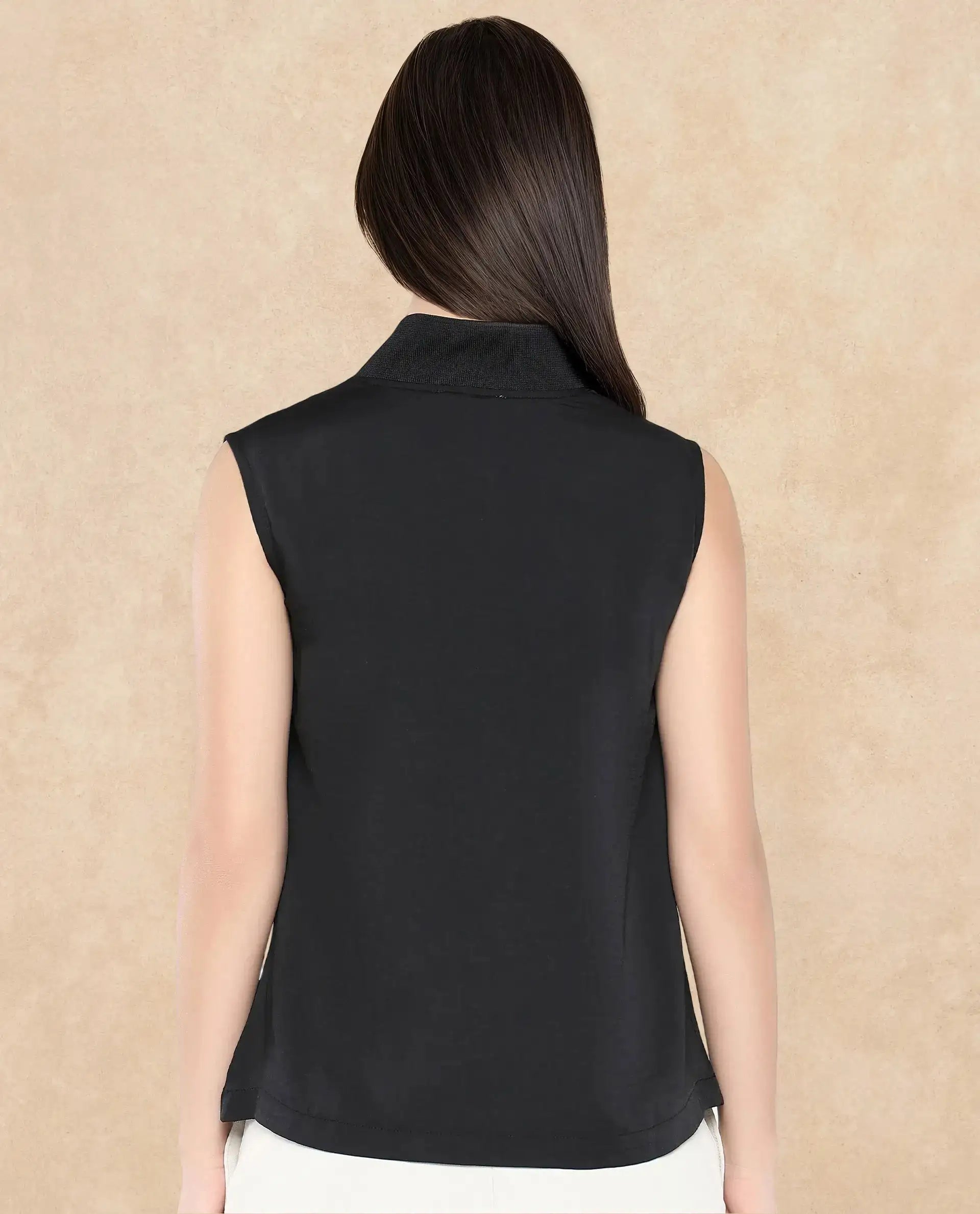 Rareism Women Siyar Black Plain Top