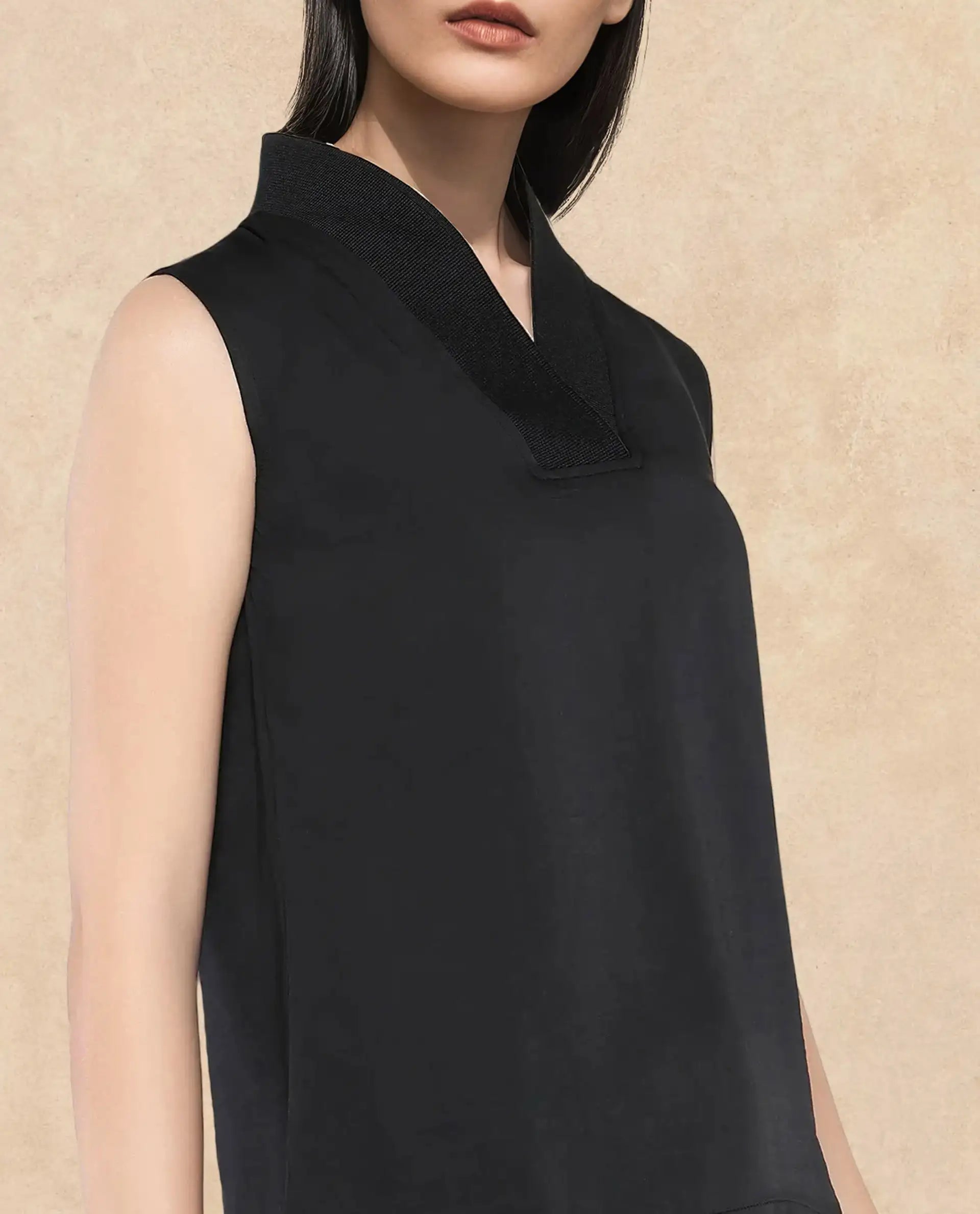 Rareism Women Siyar Black Plain Top