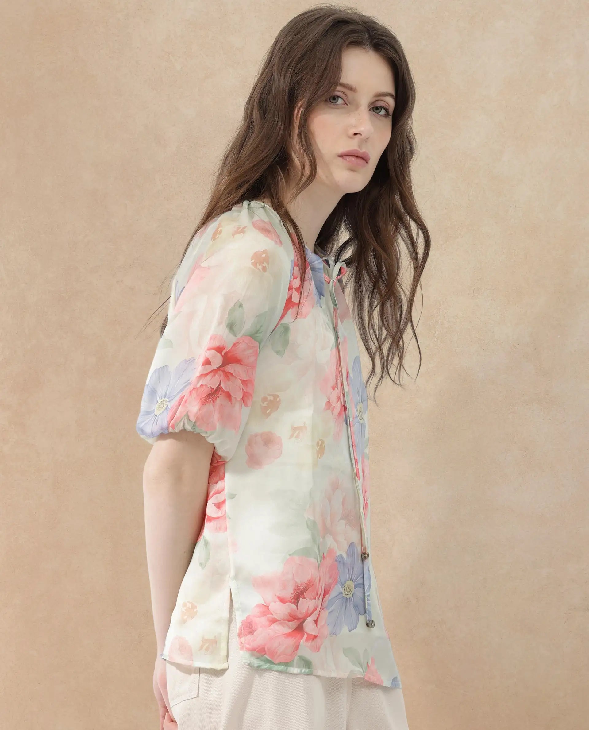 Rareism Women Tella Light Green Cotton Fabric 3/4Th Sleeves Tie-Up Closure Tie-Up Neck Raglan Sleeve Relaxed Fit Floral Print Top