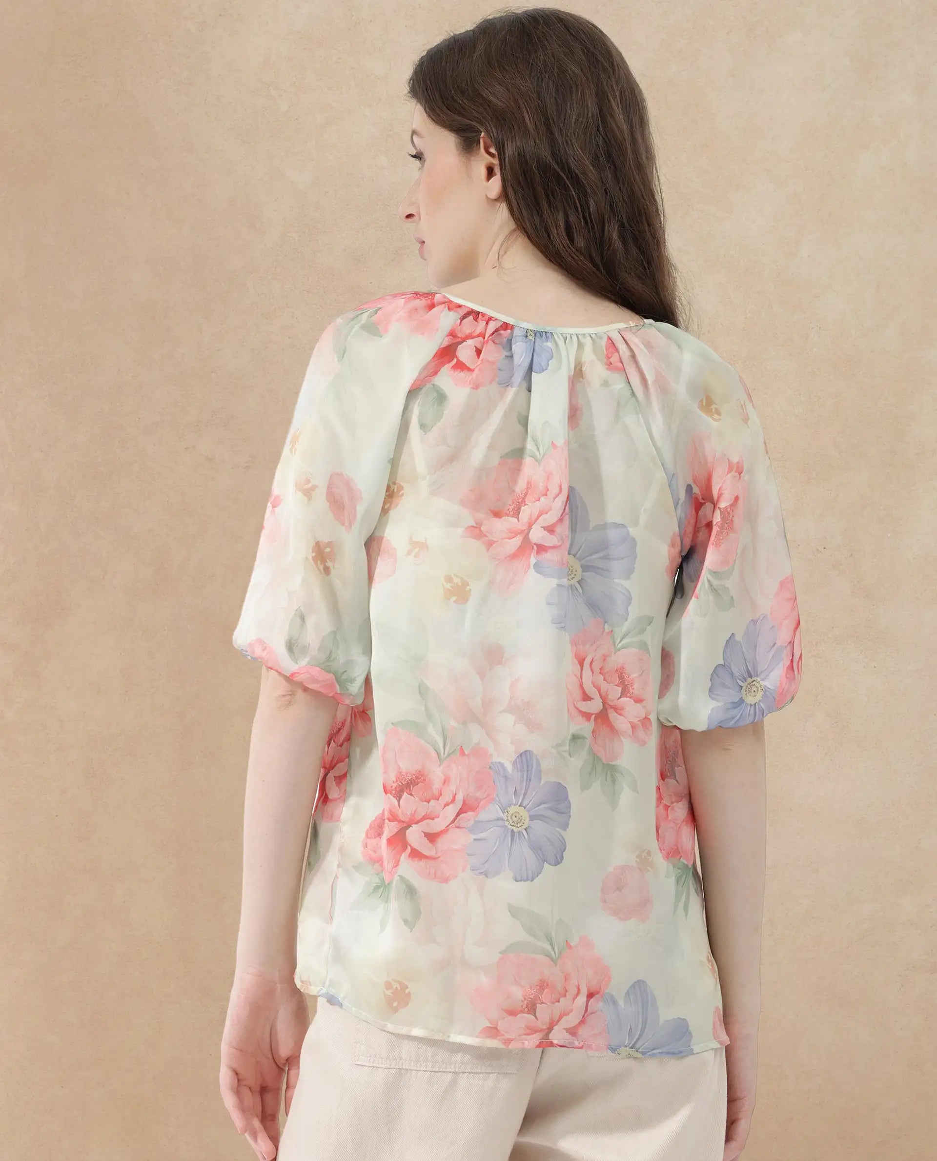 Rareism Women Tella Light Green Cotton Fabric 3/4Th Sleeves Tie-Up Closure Tie-Up Neck Raglan Sleeve Relaxed Fit Floral Print Top