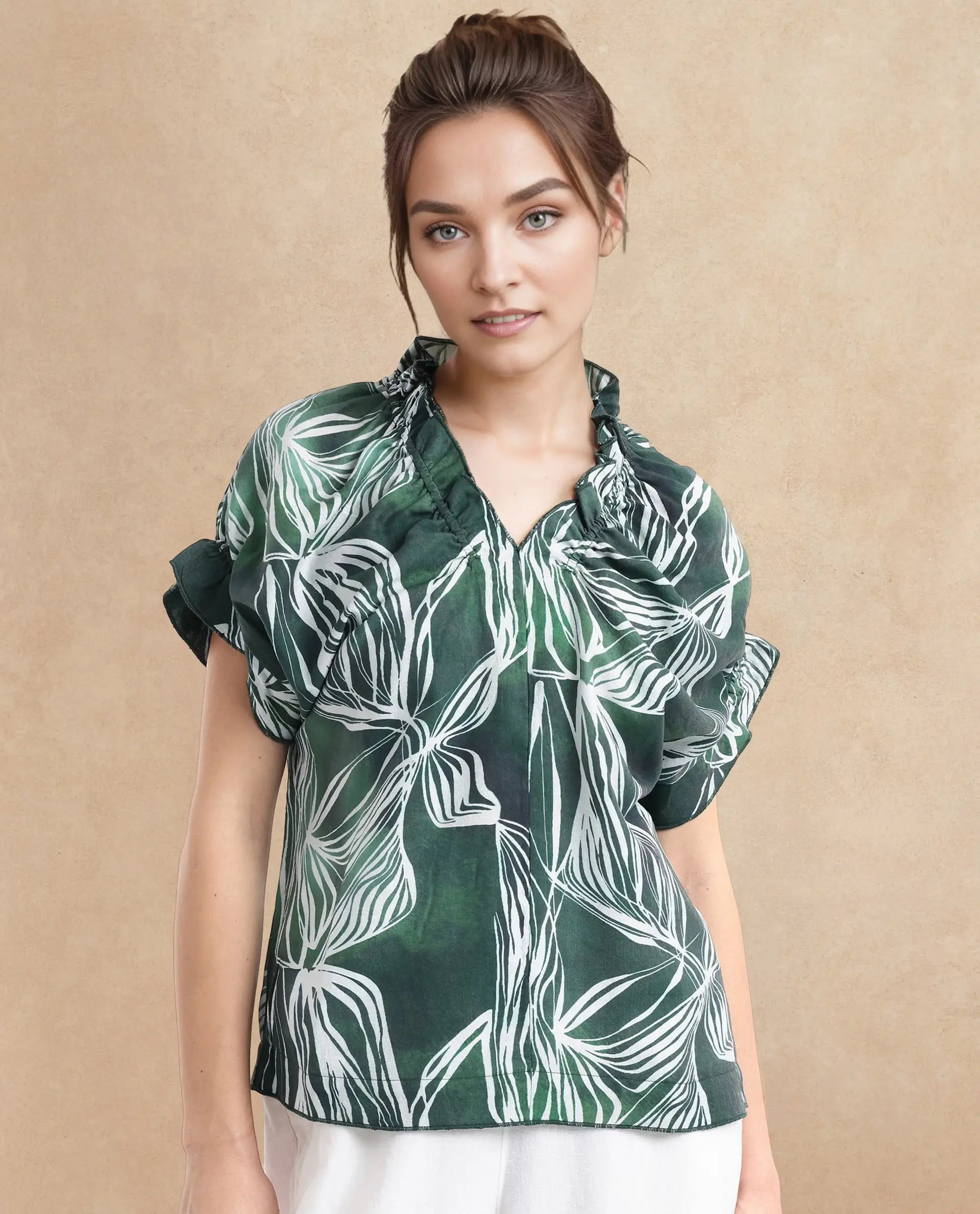Rareism Women Tichin Green Extended Sleeves V-Neck Abstract Print Top