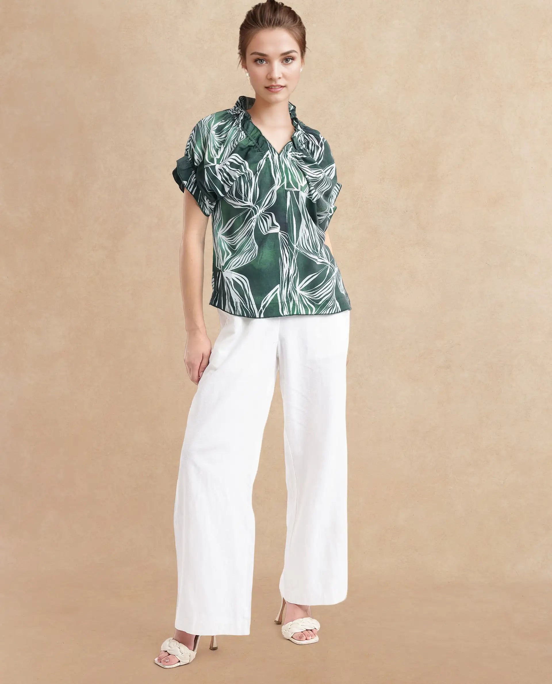 Rareism Women Tichin Green Extended Sleeves V-Neck Abstract Print Top