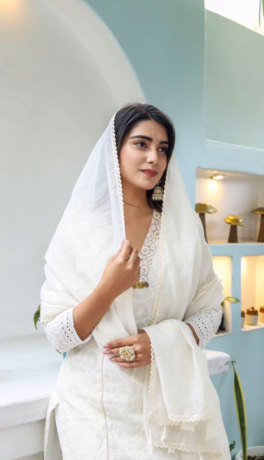 Off White Chikankari Kurta and Pant Set with Chanderi Dupatta