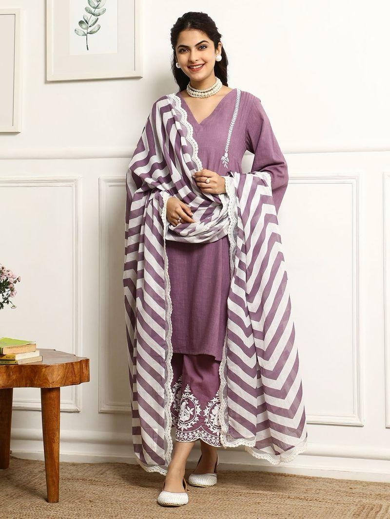Light Mauve Embroidered Kurta and Pant Set with Dupatta