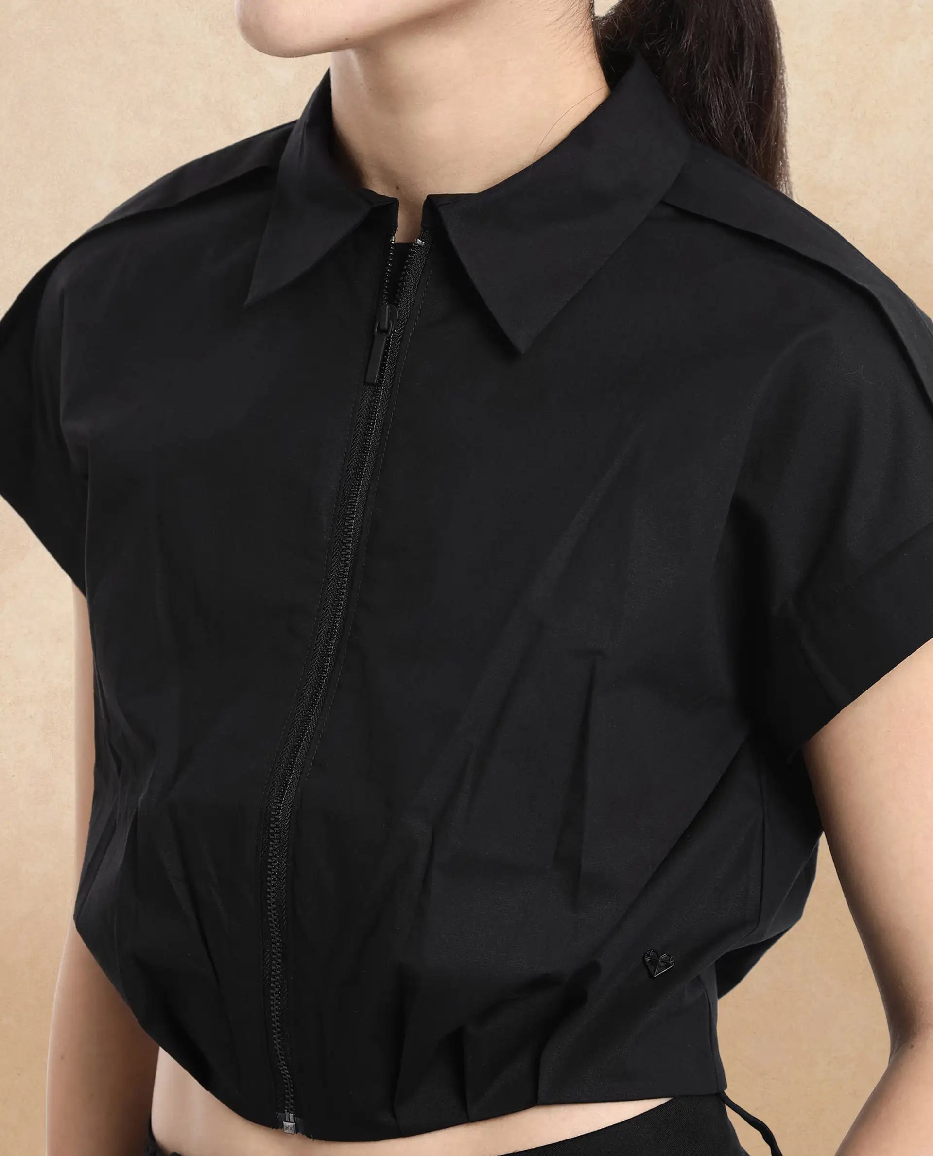 Rareism Women Zuckery Black Cotton Poly Fabric Extended Sleeves Collared Neck Zipper Closure Cropped Plain Top